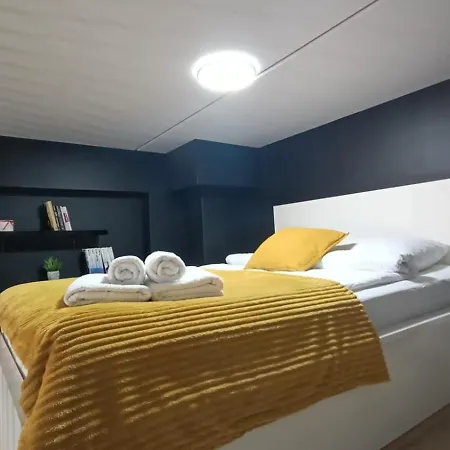 Droinvest Zarembowicza Lotnisko Airport - Fv Apartman