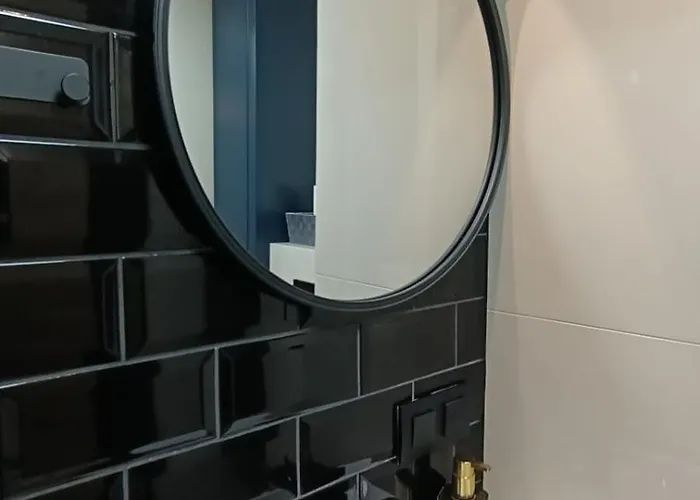 Droinvest Zarembowicza Lotnisko Airport - Fv * Vratislav