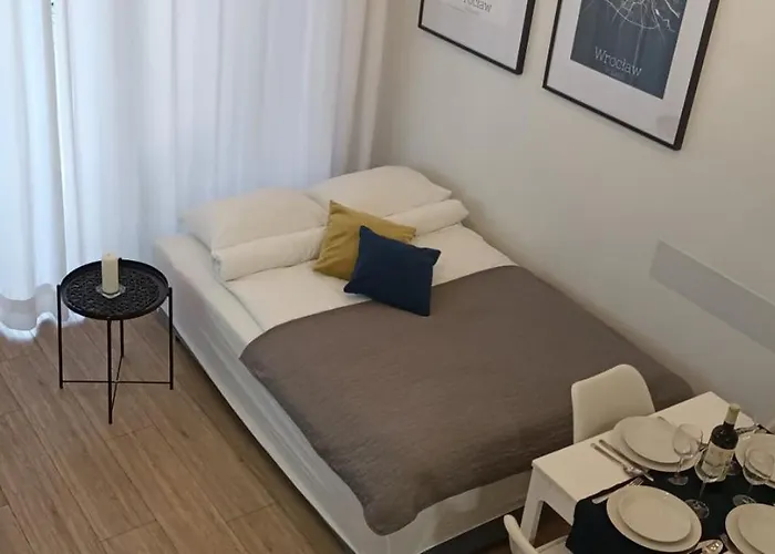 Droinvest Zarembowicza Lotnisko Airport - Fv Apartmán Vratislav