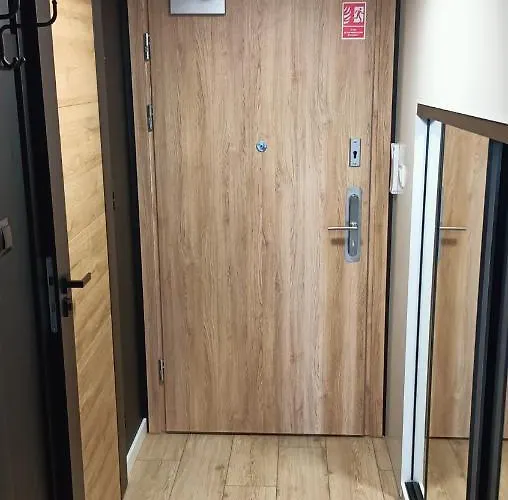 Apartment Droinvest Zarembowicza Lotnisko Airport - Fv *