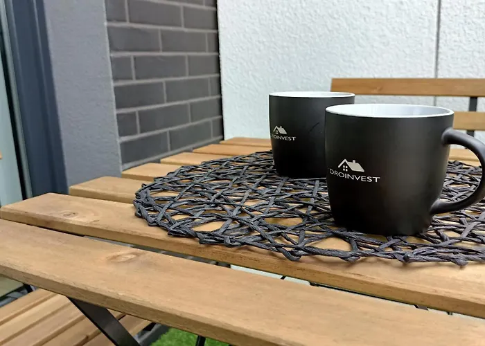 Droinvest Zarembowicza Lotnisko Airport - Fv * Breslau