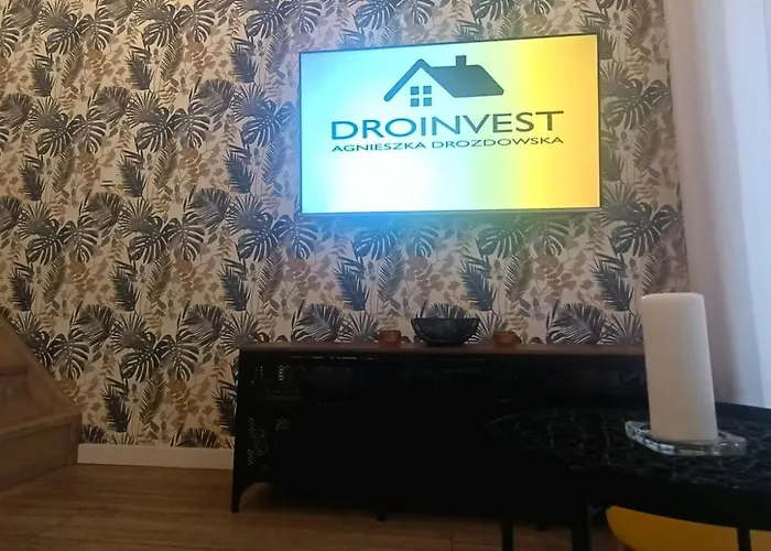 Droinvest Zarembowicza Lotnisko Airport - Fv *